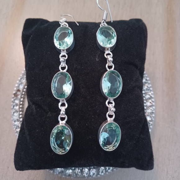 Green Amethyst Crystal Oval Dangle Drop Earrings - Picture 3 of 7